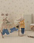 Knitted Sweater and Pants for Big Brother Mouse
