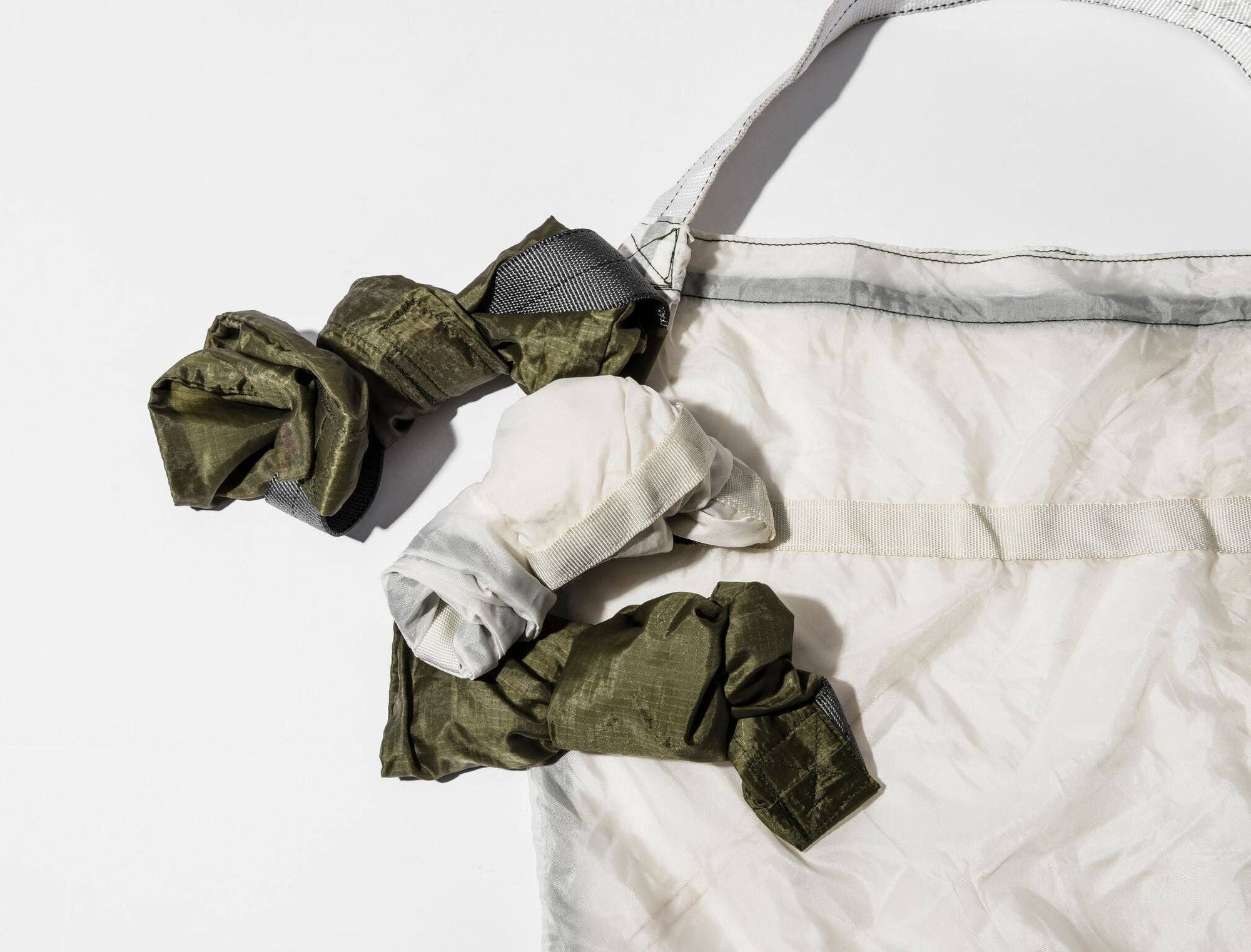 VINTAGE PARACHUTE LIGHT BAG - WHITE