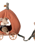 Pumpkin Carriage, Mouse
