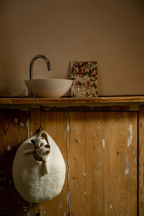 Hanging Cocoon Basket