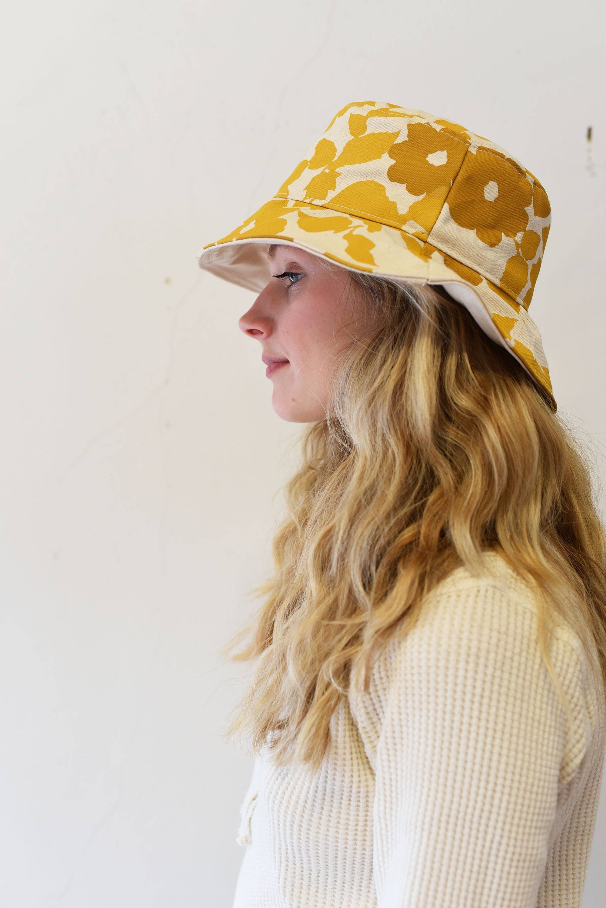 Bucket Hat : MUSTARD