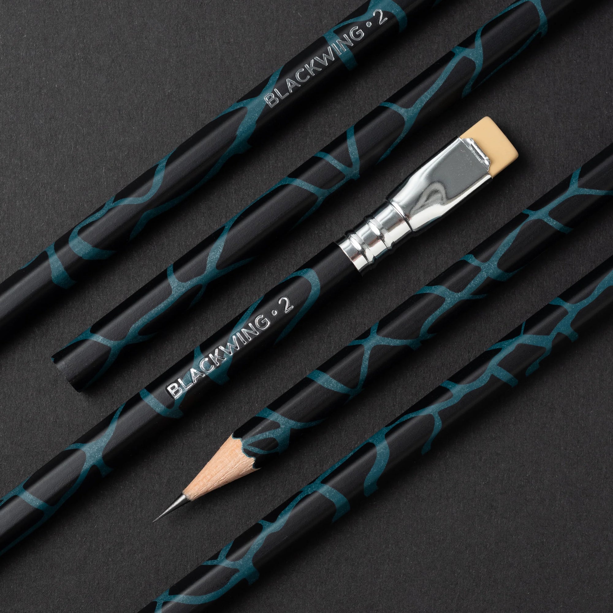 Blackwing Volume 2 - The Light and Dark