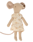 Nightgown for Big sister mouse