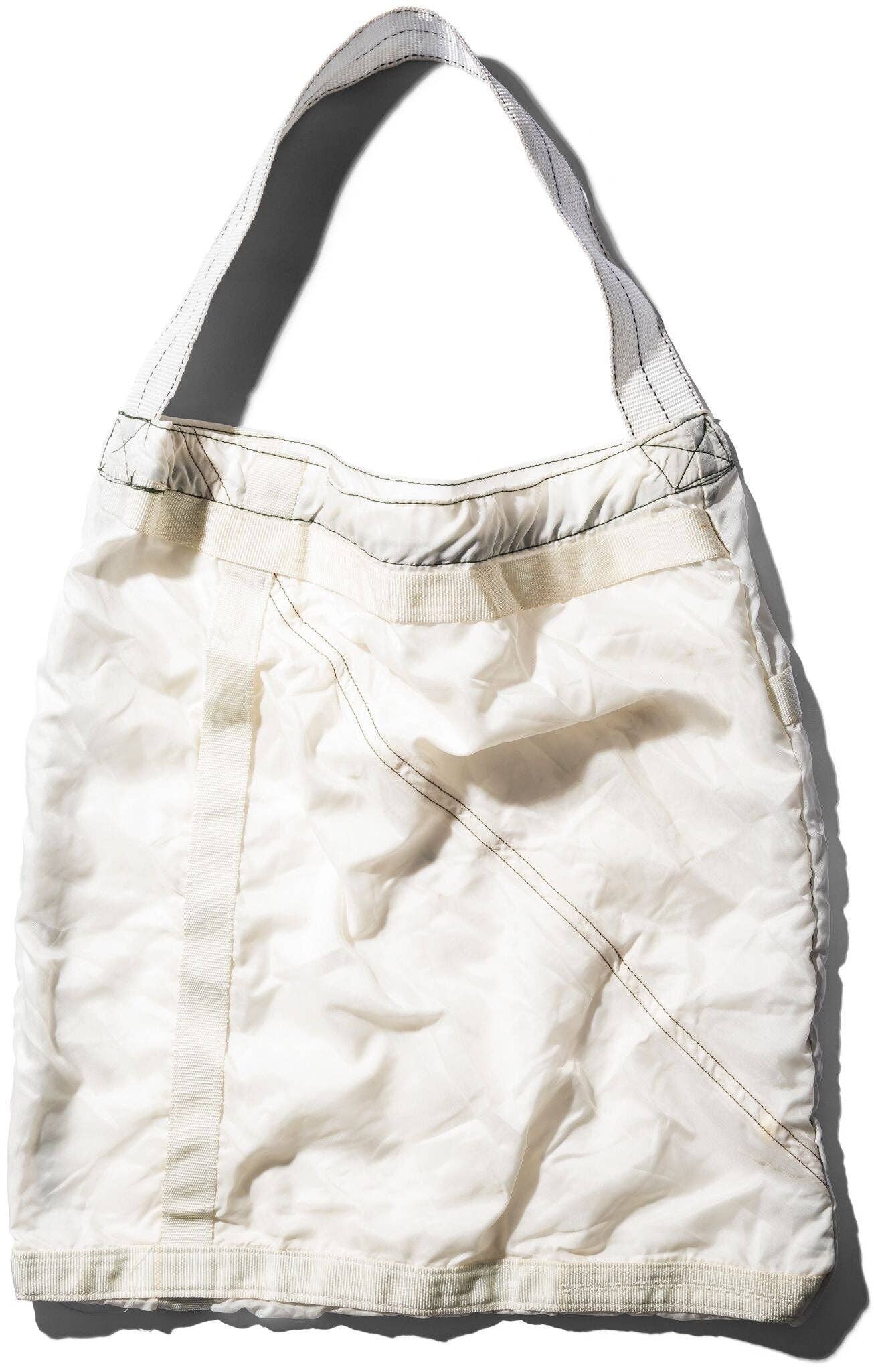 VINTAGE PARACHUTE LIGHT BAG - WHITE