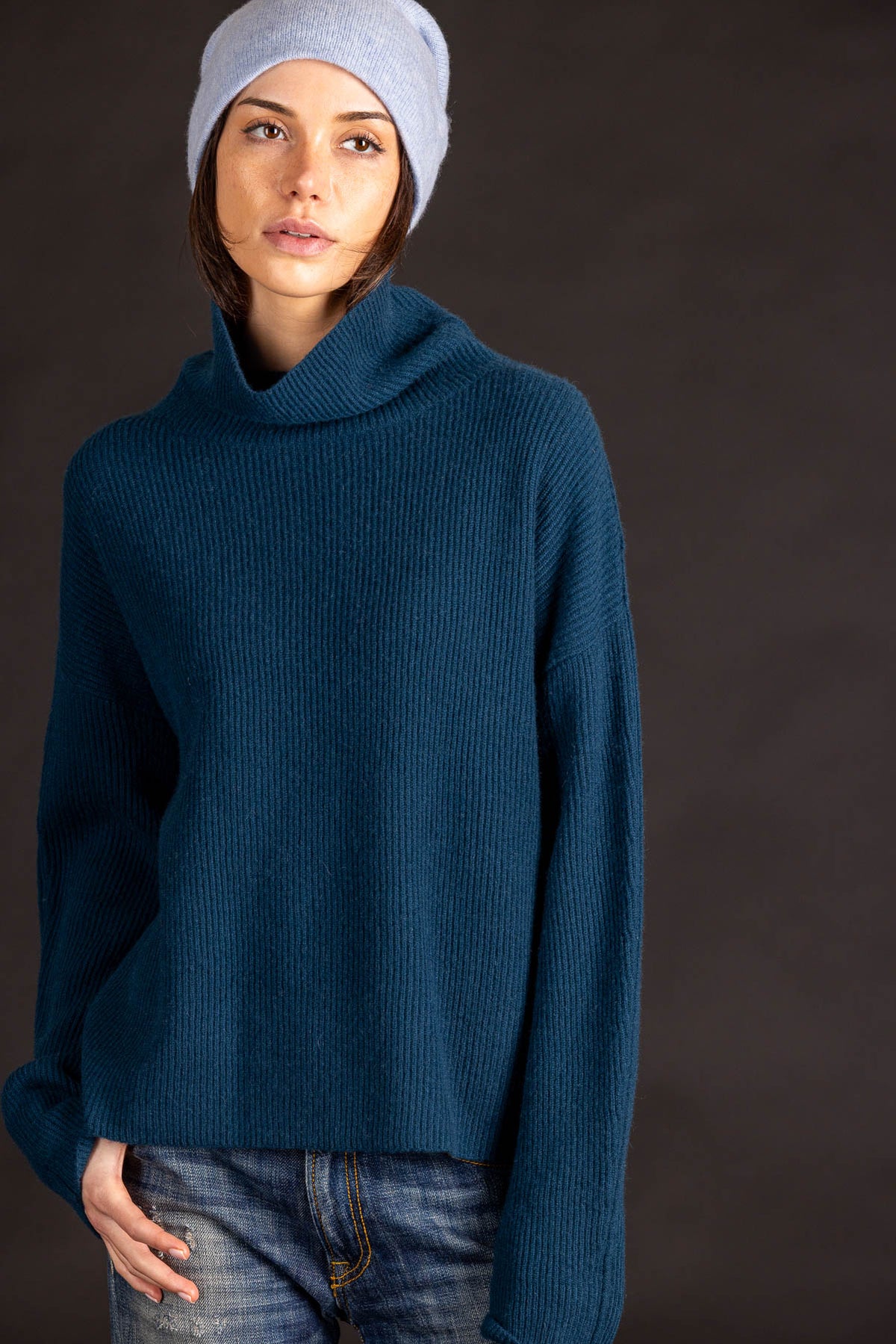 Funnel Shaker Pullover - Ocean Teal