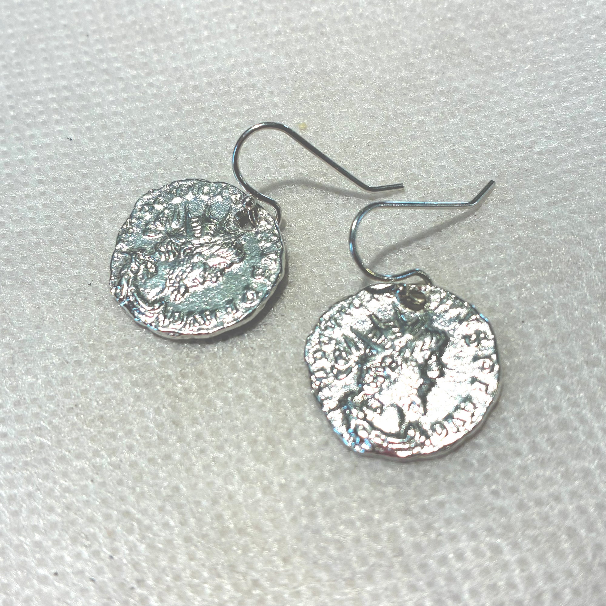 EL026-045 Roman Coin Dangles