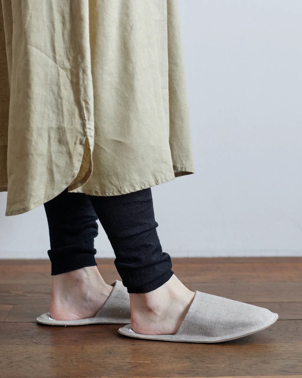 Linen Slippers - Natural